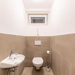 Mc Neues Und Sonniges Doppelhaus, 2 Mit Grossen Garten Und E-ladestation In Bei Graz Tatil Evi Dobl-Zwaring