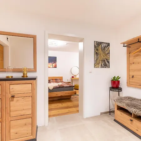 Nyaraló Mc Neues Und Sonniges Doppelhaus, 2 Mit Grossen Garten Und E-ladestation In Bei Graz Dobl-Zwaring