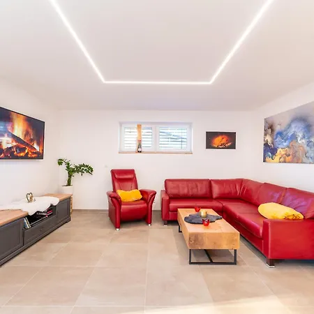 Mc Neues Und Sonniges Doppelhaus, 2 Mit Grossen Garten Und E-ladestation In Bei Graz * Dobl-Zwaring