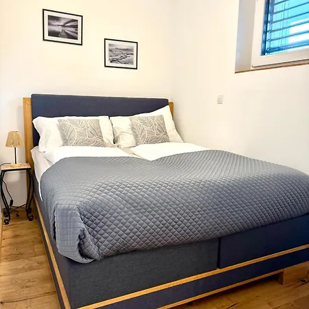 Mc Neues Und Sonniges Doppelhaus, 2 Mit Grossen Garten Und E-ladestation In Bei Graz Dobl-Zwaring