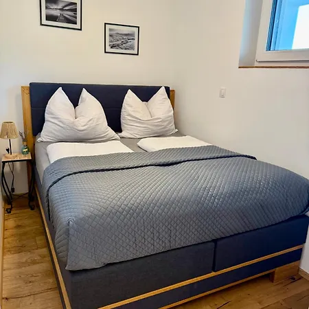 Nyaraló Mc Neues Und Sonniges Doppelhaus, 2 Mit Grossen Garten Und E-ladestation In Bei Graz Dobl-Zwaring