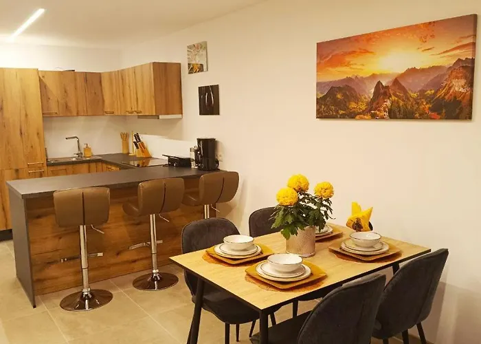 Mc Neues Und Sonniges Doppelhaus, 2 Mit Grossen Garten Und E-ladestation In Bei Graz Tatil Evi *