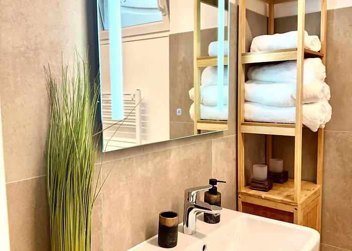 Tatil Evi Mc Neues Und Sonniges Doppelhaus, 2 Mit Grossen Garten Und E-ladestation In Bei Graz Dobl-Zwaring