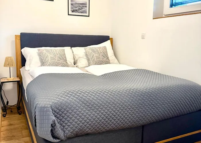 Mc Neues Und Sonniges Doppelhaus, 2 Mit Grossen Garten Und E-ladestation In Bei Graz Dobl-Zwaring