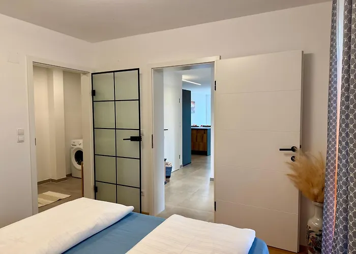 Holiday home Mc Neues Und Sonniges Doppelhaus, 2 Mit Grossen Garten Und E-ladestation In Bei Graz