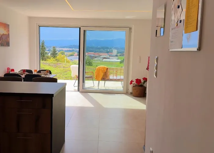 Tatil Evi Mc Neues Und Sonniges Doppelhaus, 2 Mit Grossen Garten Und E-ladestation In Bei Graz Dobl-Zwaring